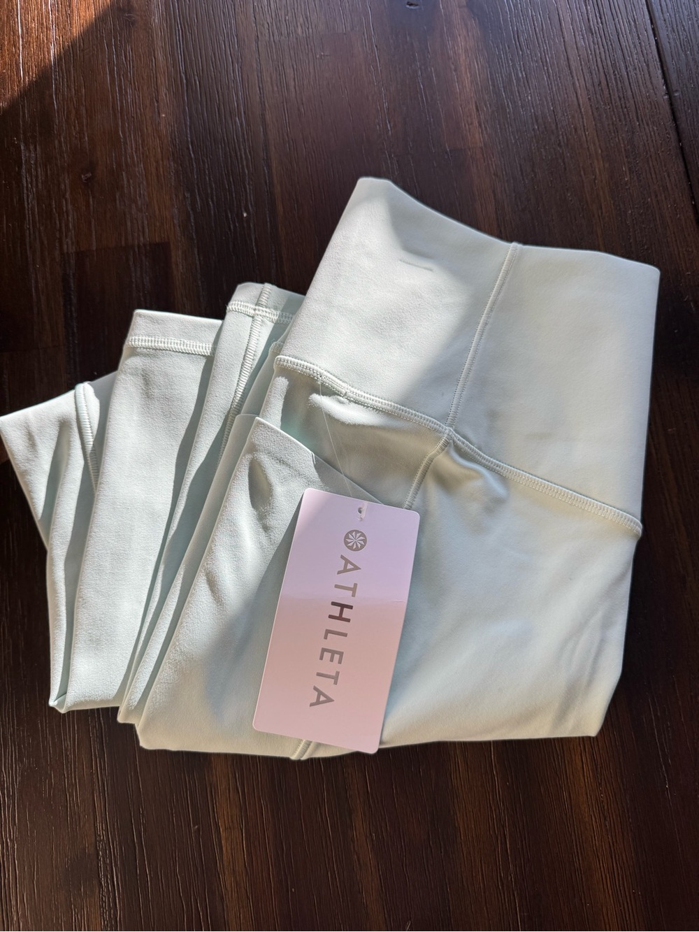 Athleta Medium Mint Green Salutation Stash Tight High-Rise Leggings